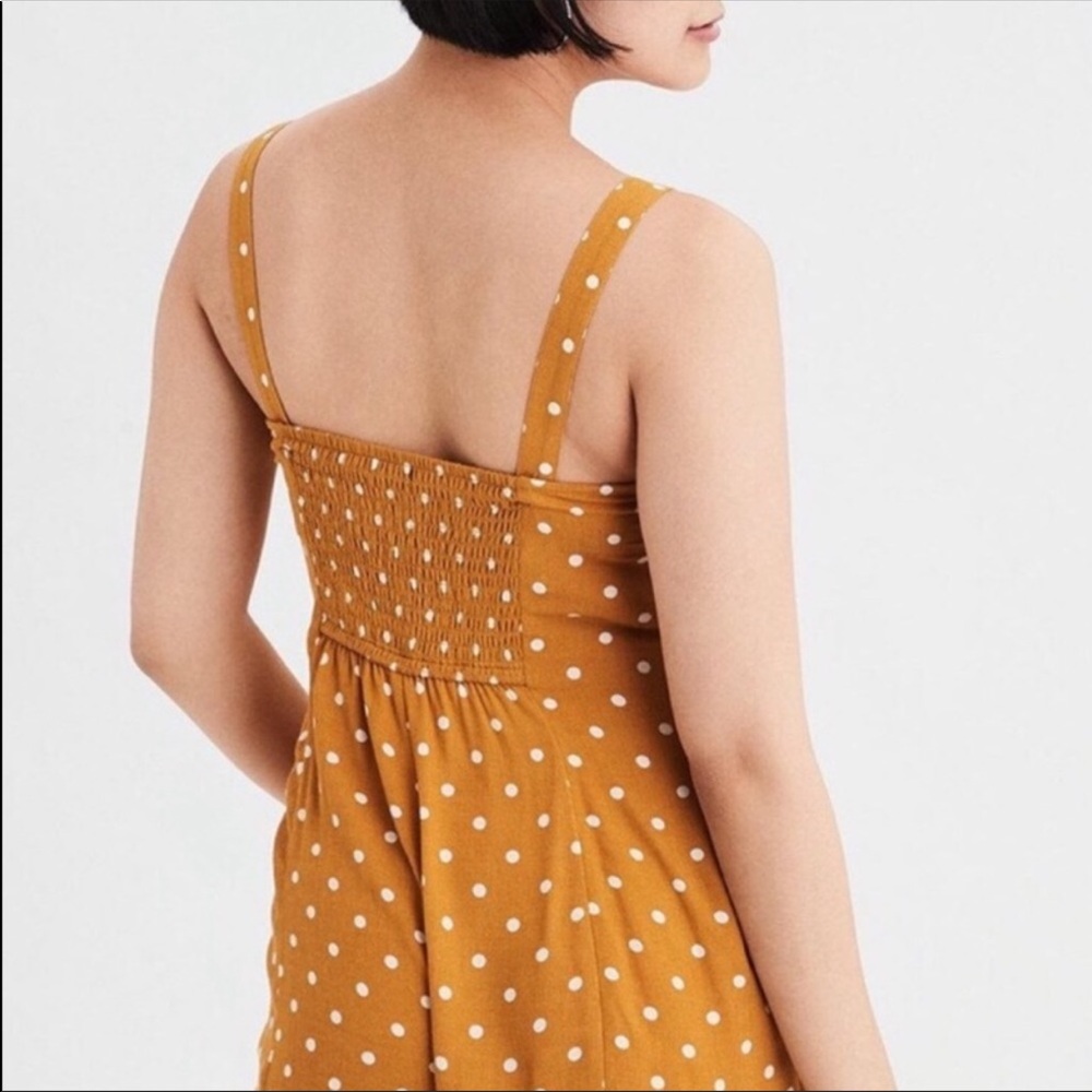 A romper - Picture 2 of 7